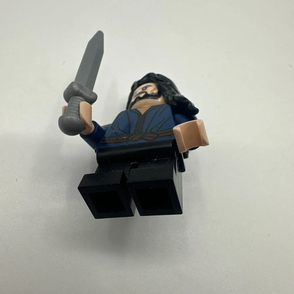 Lego Thorin Oakenshield Lake-town Outfit lor083 Lake-town Chase 79013 Hobbit Lot